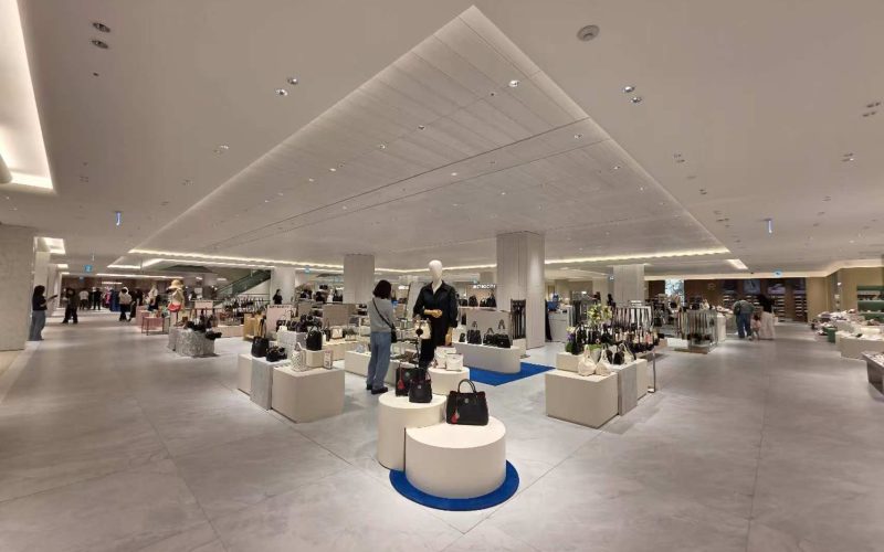 Large Commercial Lighting Design: 8 Critical Factors for Long-Term Project Success