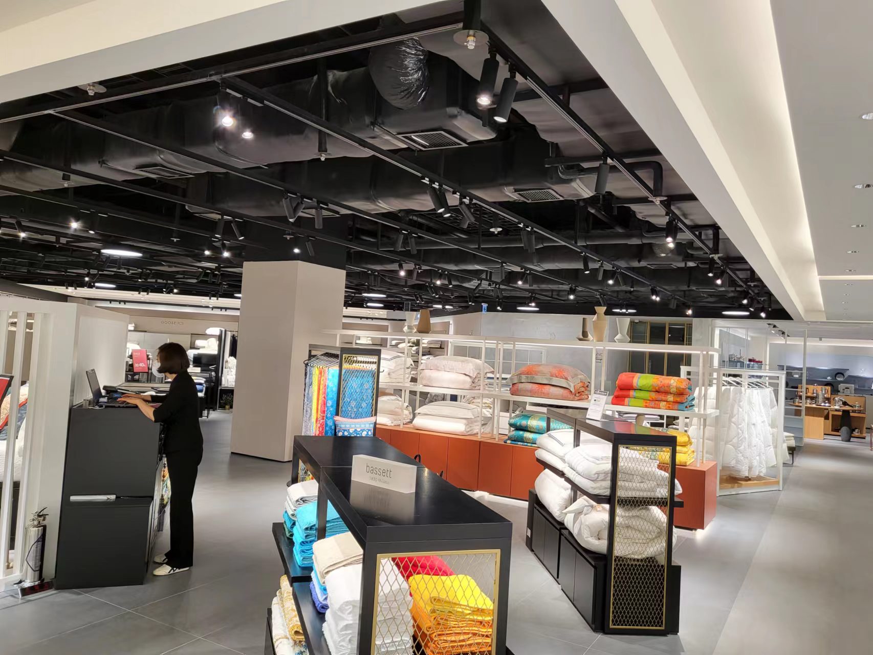 commercial department store lighting project with LED track lighting system