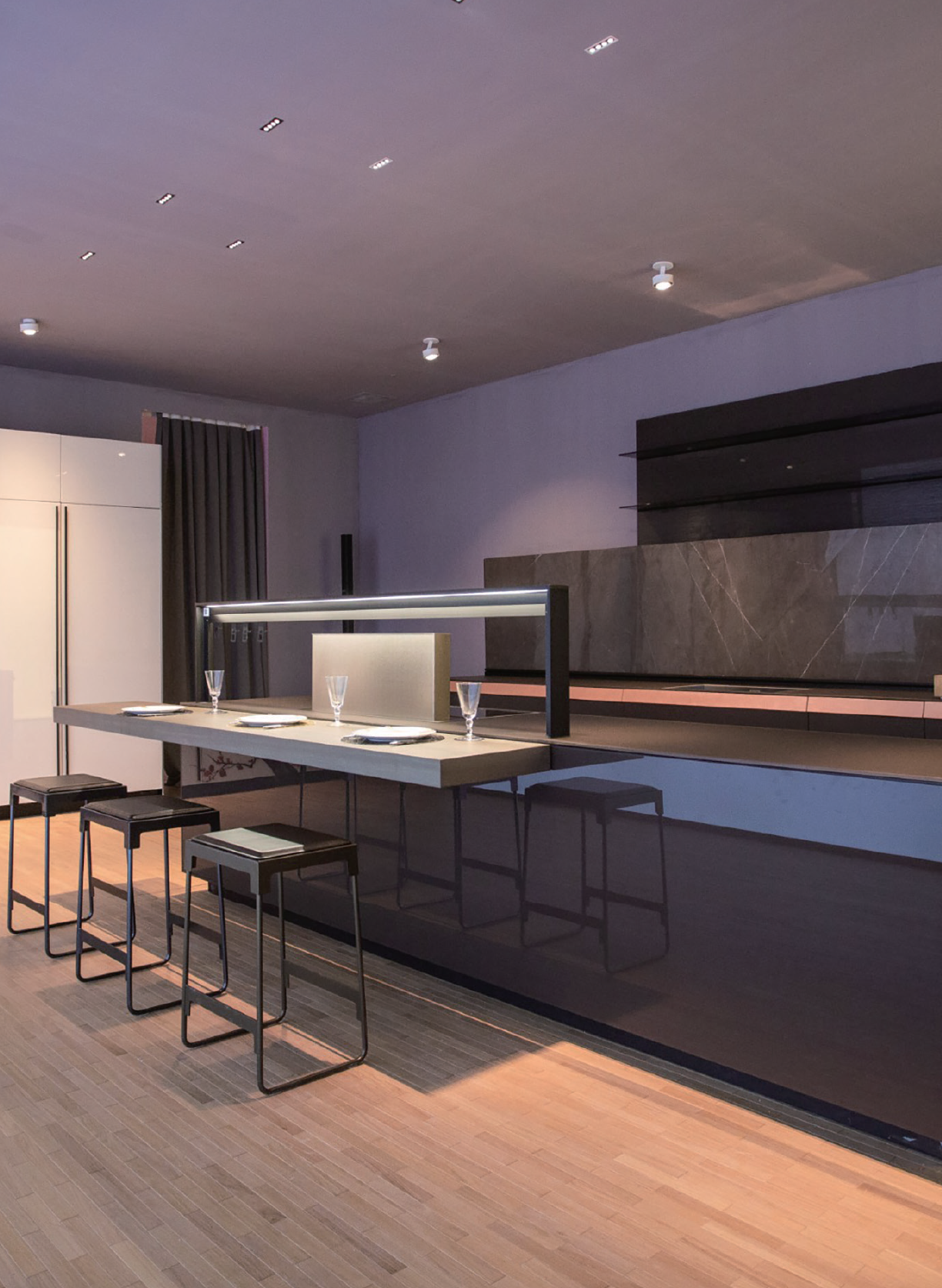 Modern kitchen lighting with recessed downlights