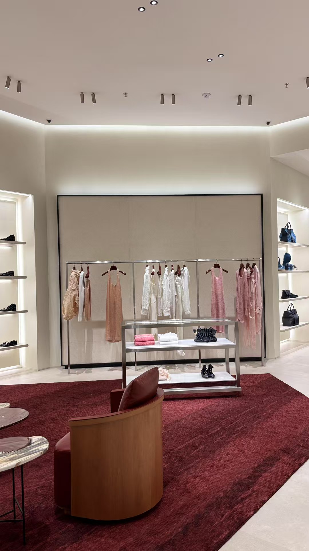 fashion retail clothing display lighting with recessed LED downlights
